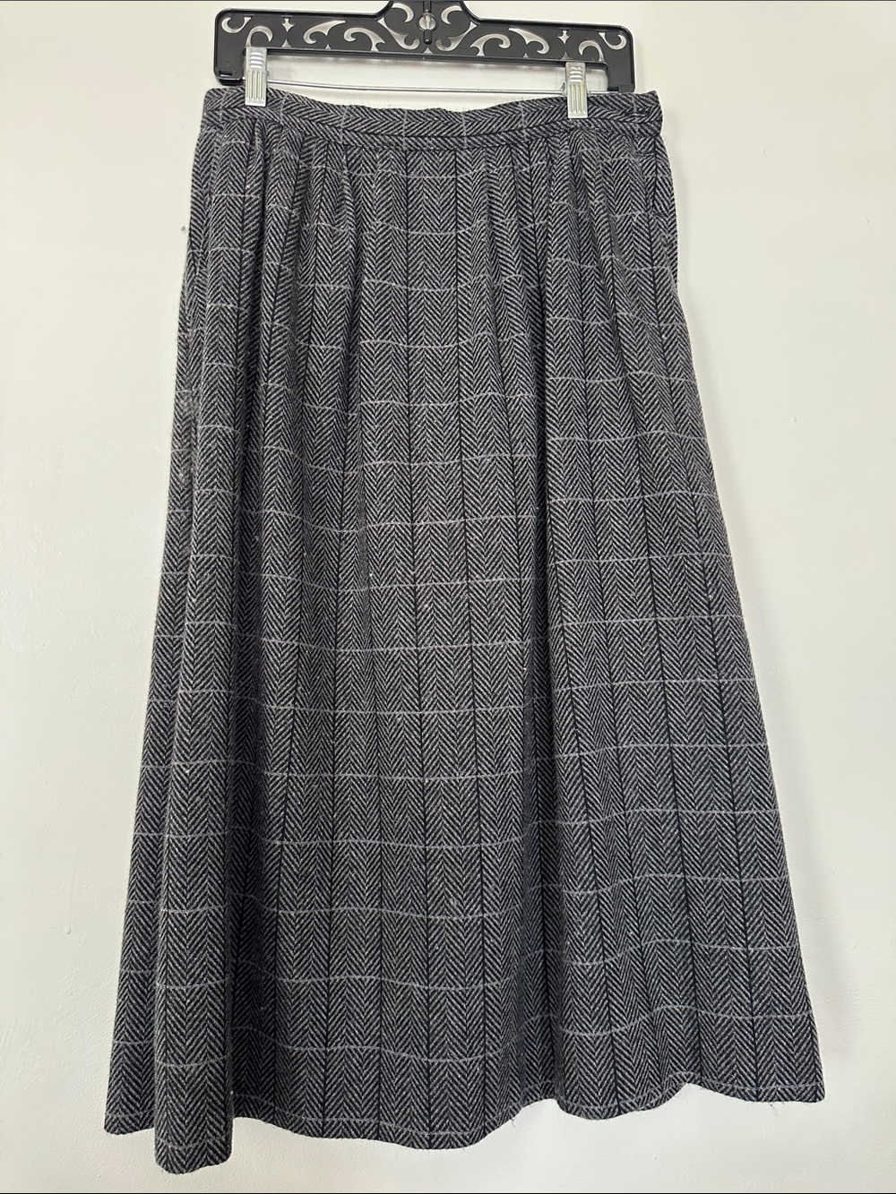 Norton McNaughton Black & Gray Plaid Midi A-Line Skirt